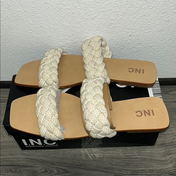 INC International Concepts Women's Petria Two-Band Flat Sandals - Picture 3 of 6